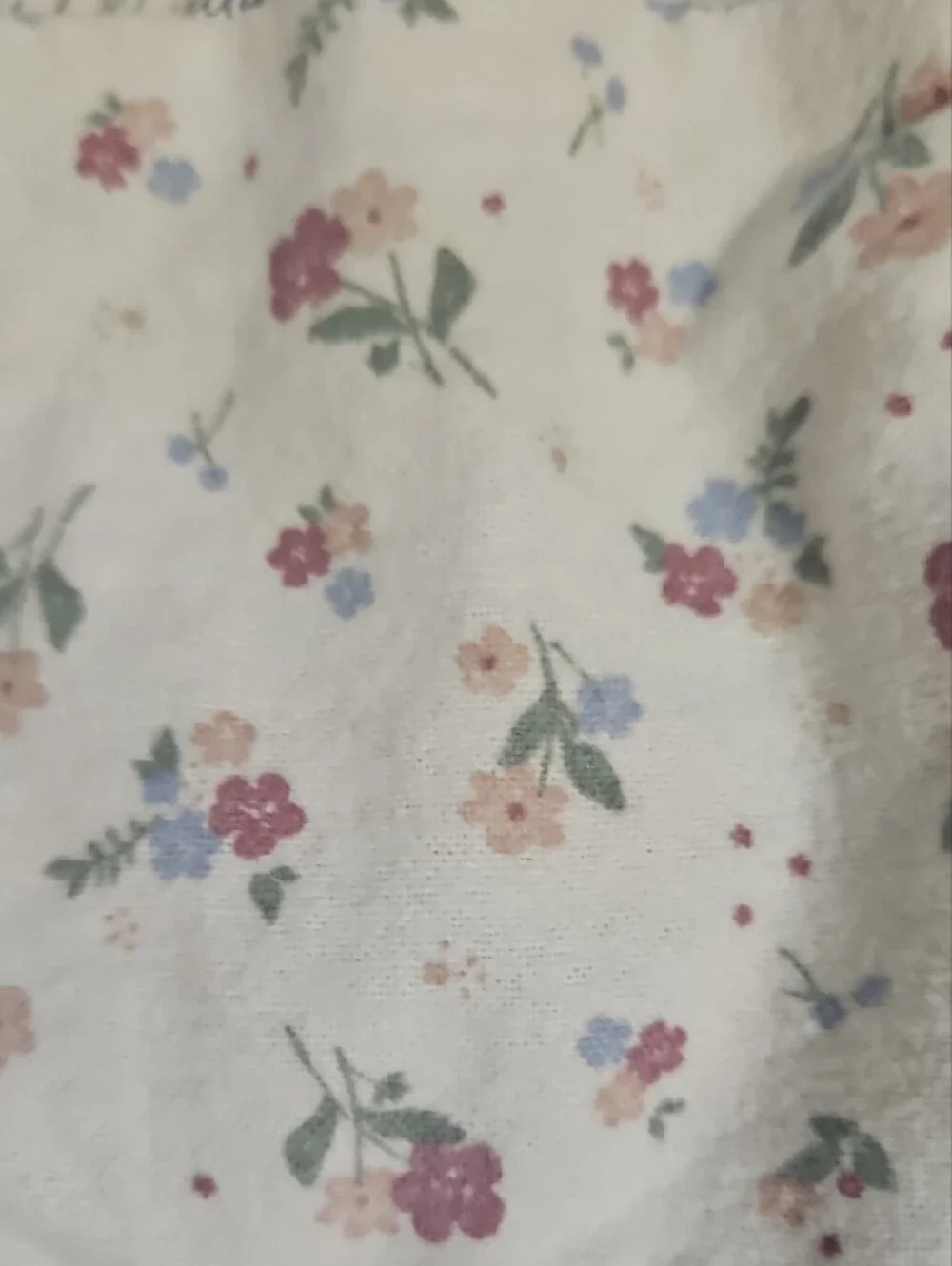 Tullabee Floral Off-Shoulder Peasant Bodysuit in Cream size 3-6 months